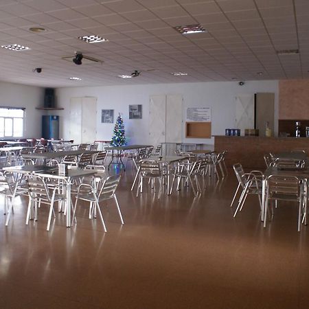 Hostal Velasco Valdelacalzada Kültér fotó